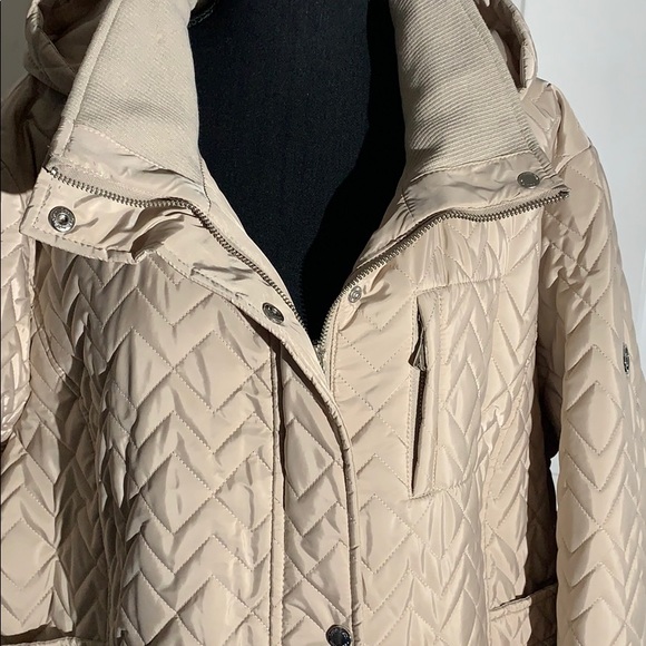 Calvin Klein Woman’s All Weather Quilted Coat - Picture 2 of 16